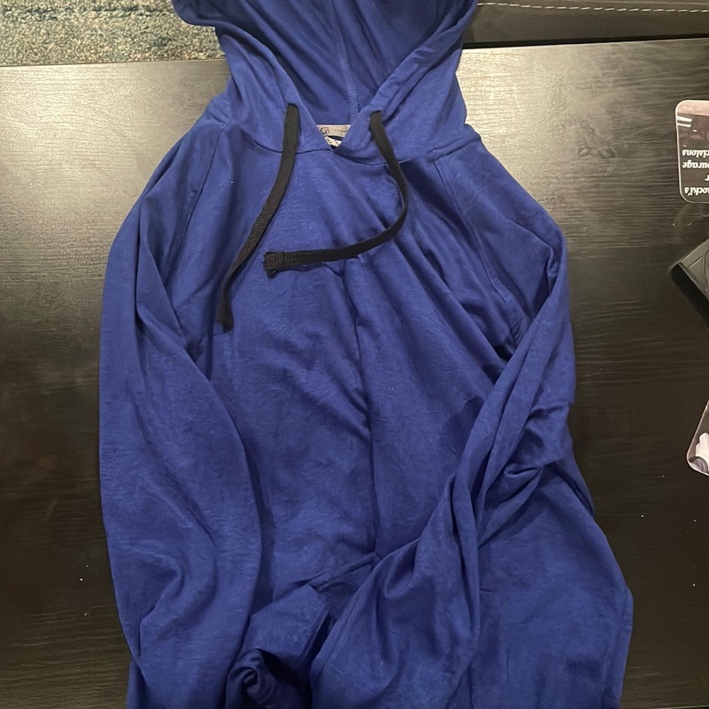 Sweater size men small , used good condition